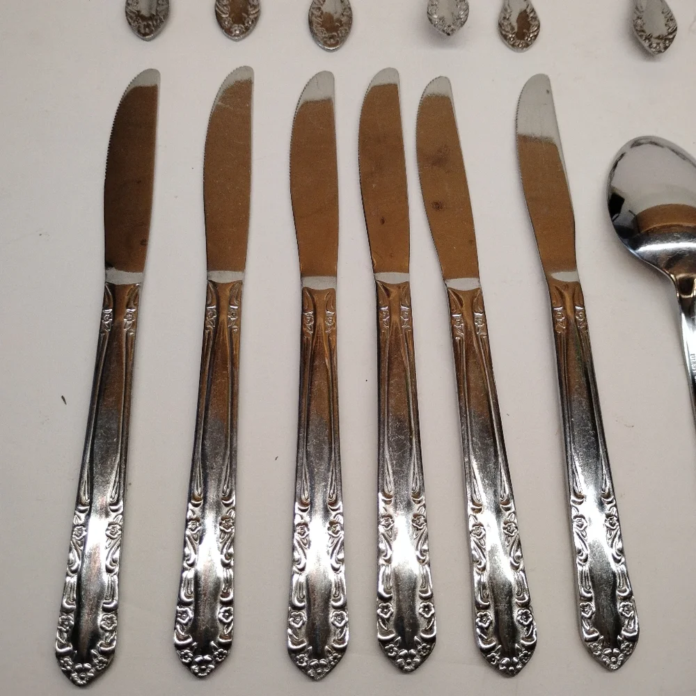 Vintage Utica SARANAC STAINLESS  Flatware‎ Korea 17 Piece Mixed Lot